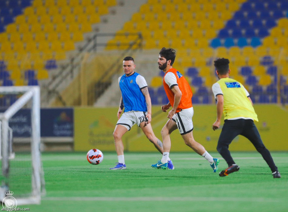 «كدمة» تغيب لاجامي عن النصر