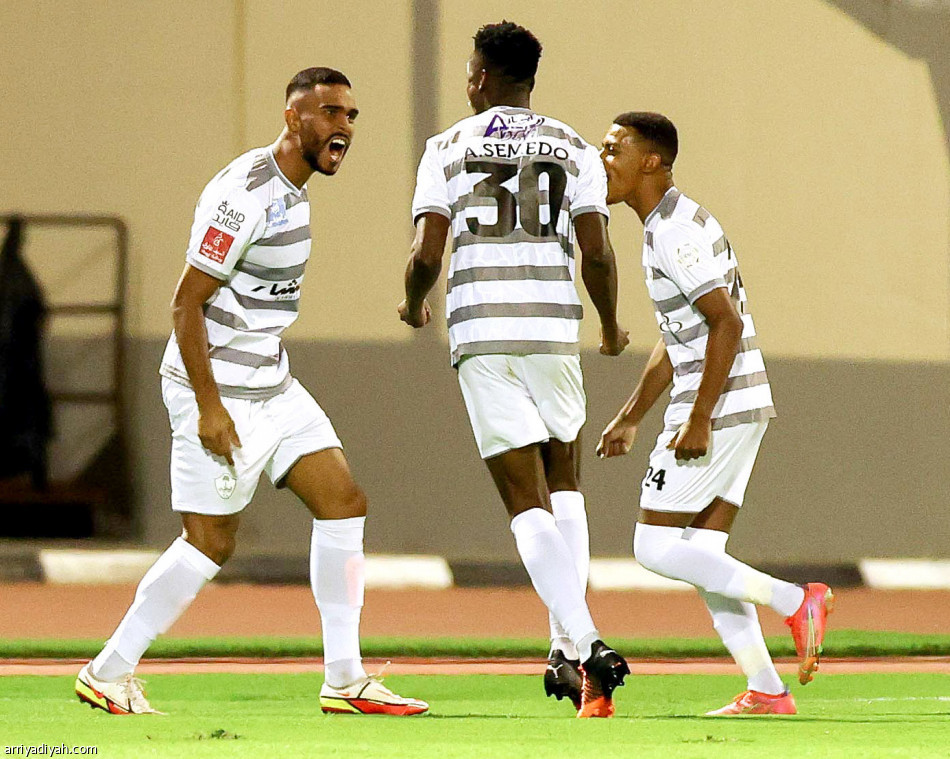 الطائي.. الأفضل في 4 جولات