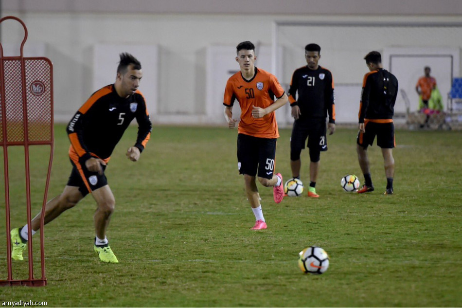 كارينيو يفتح ملف الاتحاد بمشاركة بن مصطفى
