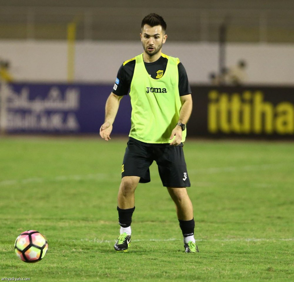 كهربا والمولد يغيبان عن الاتحاد