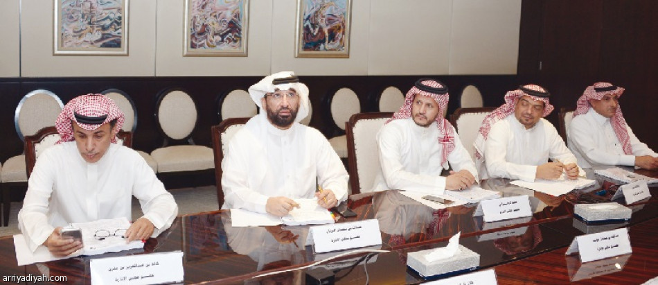 المسيليم ووليد فقط والبقية متفرجون