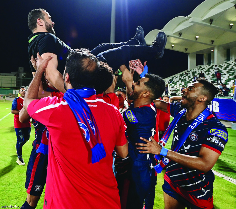 الخليج
بطل دوري «يلو»