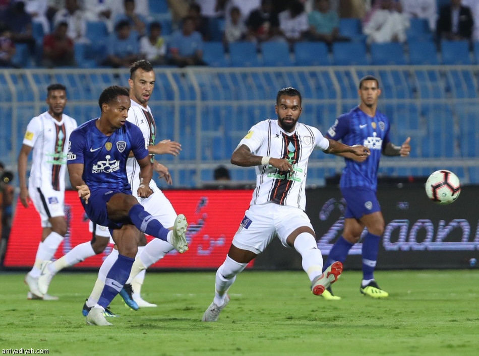 الهلال أمام الشباب.. فرحة وحسرة