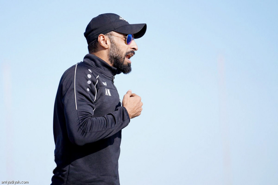 الموسم العاشر تواليا.. 
الهلال ينطلق بانتصار