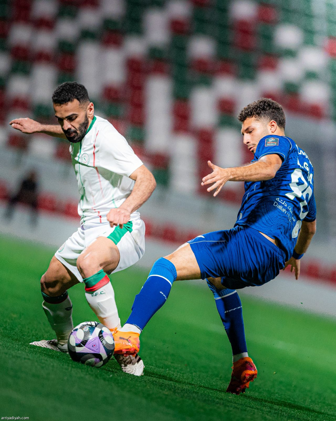 الاتفاق يكسب الفتح