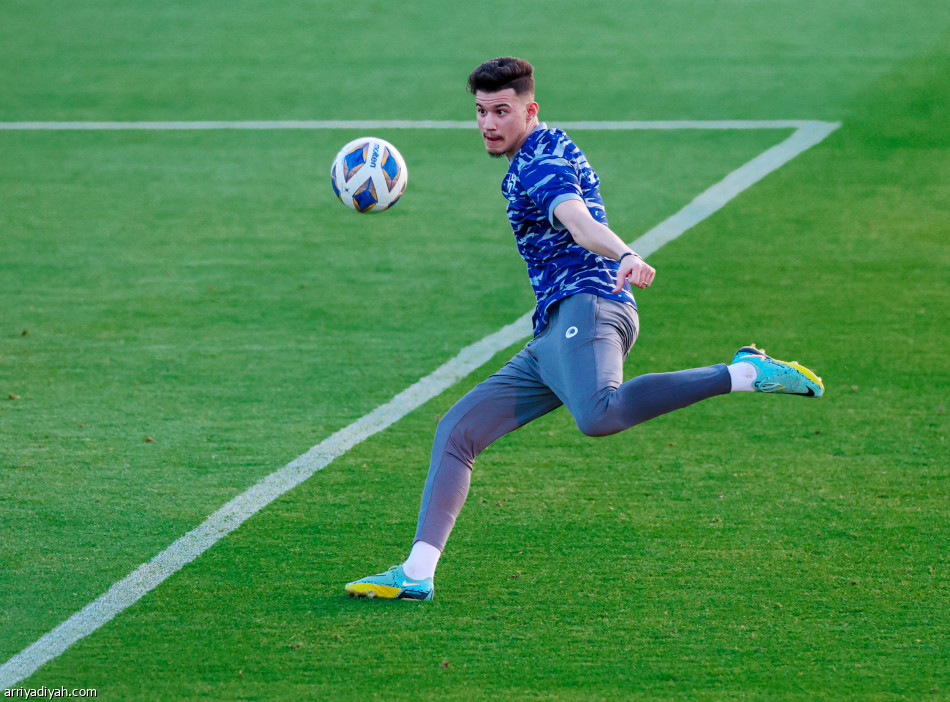 تدريبات الهلال.. 
تحذيرات ومرتدات