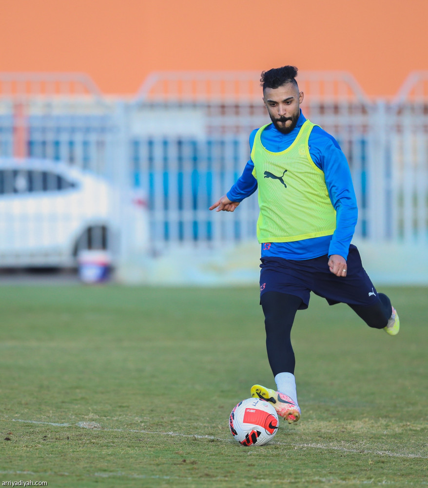 رازوفيتش يواجه لاعبي الفيحاء بالتحليل الفني