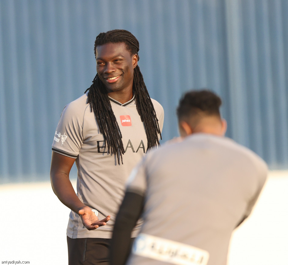 ماريجا يتقدم بعثة الهلال إلى أبها