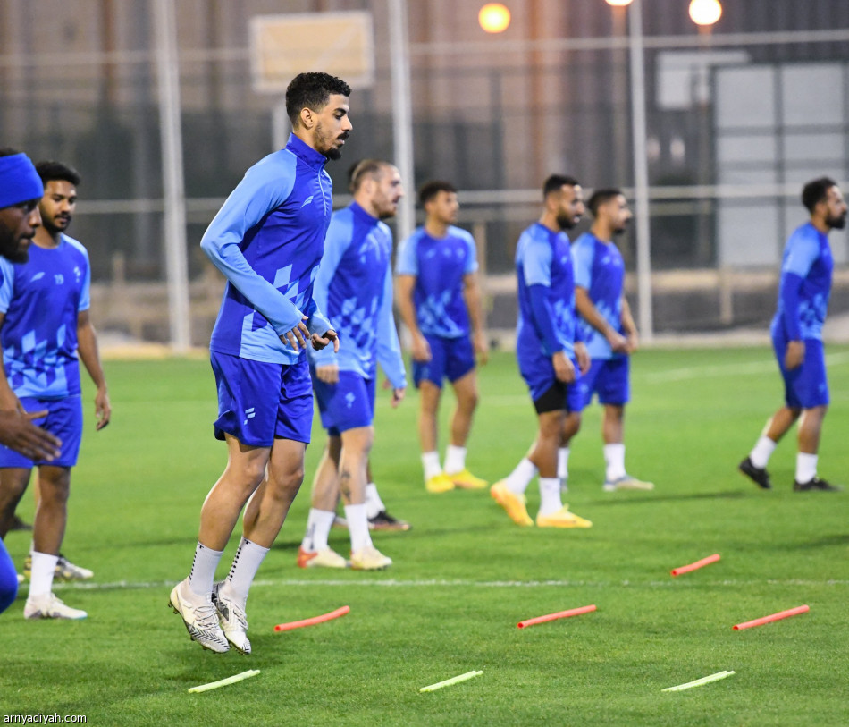 الفتح يستعيد الخليف.. والشكوك تحاصر بوحيمد