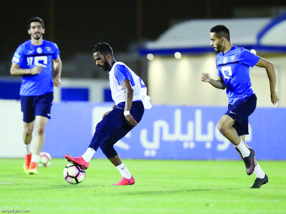 دياز يفتح ملف النصر ويريح المعيوف
