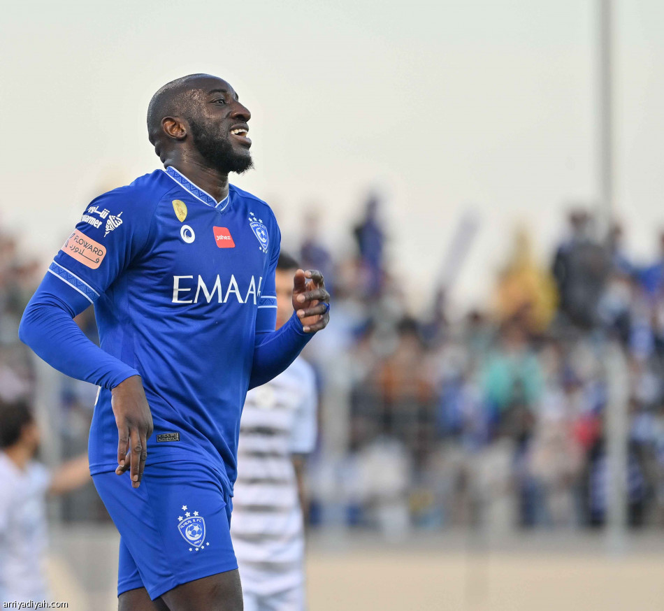 الهلال 
ينتصر بالنتيجة الأكبر