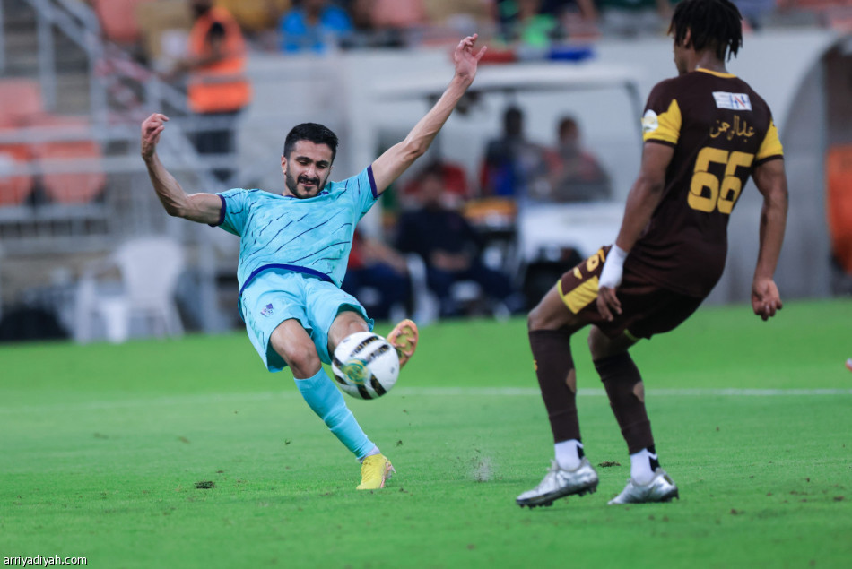 الأهلي  يصعد 6 مراكز بثلاثية أحد