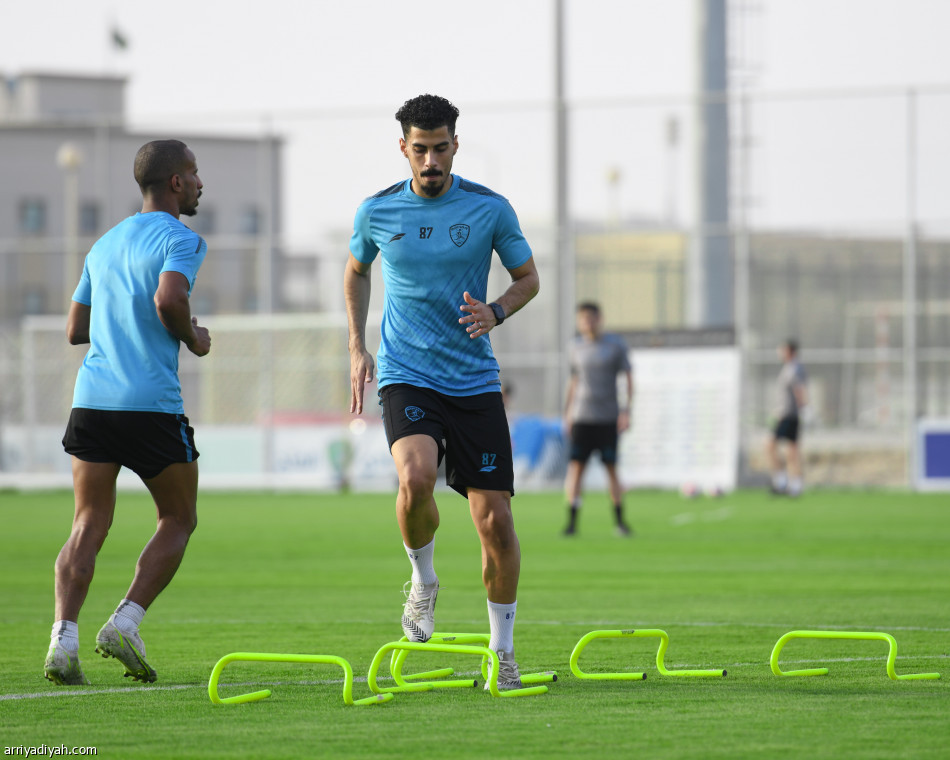 الفتح يجهز المصابين قبل الطائي