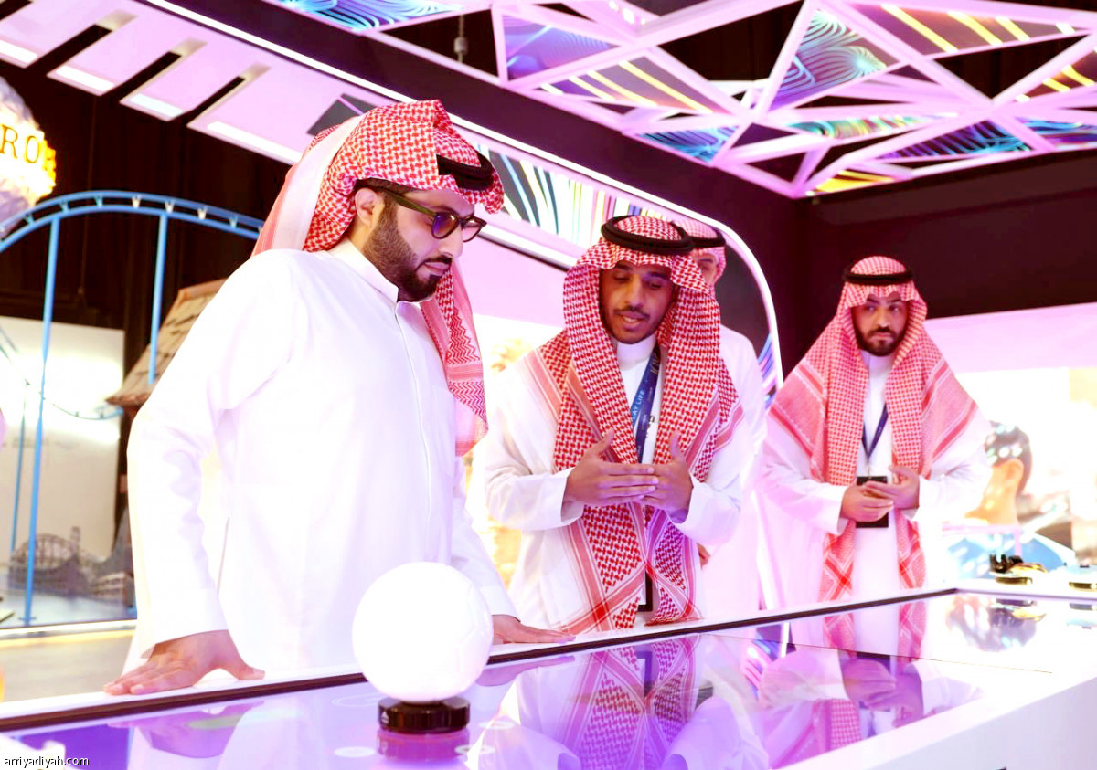 جوي فورم.. إعلانات وأرقام