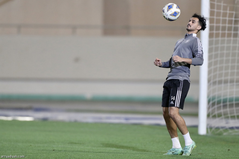 أوزونيدس يعتمد تكتيك عبور  الفيصلي