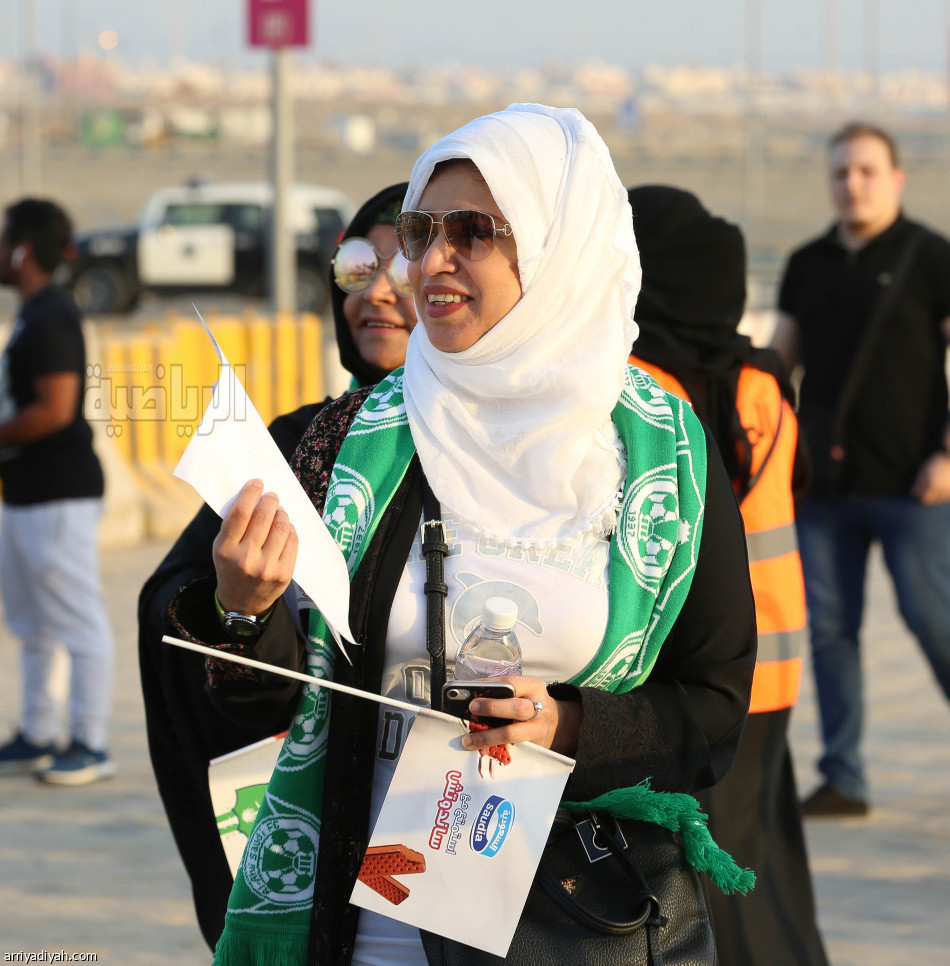 في الجوهرة.. العائلات تتواجد في وقت مبكر