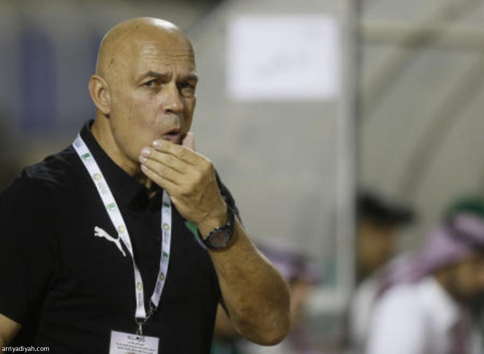 الأهلي يعبر هجر بسداسية ويلاقي الاتحاد في نصف النهائي
