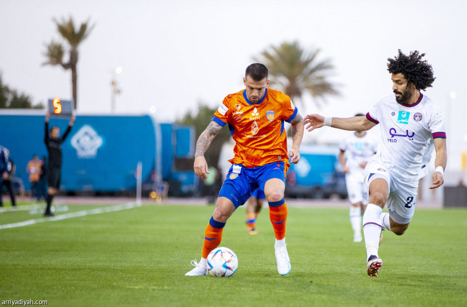 الفيحاء..
لا يكسب الجولة 21