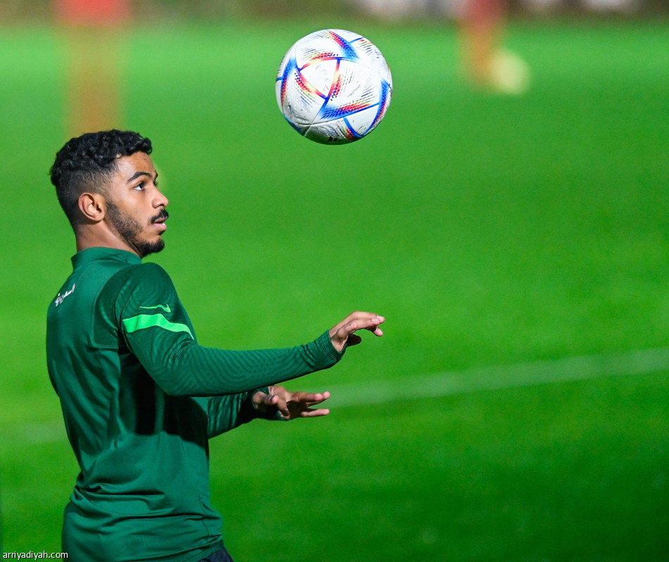 الأخضر يدشن تحضيراته في البصرة