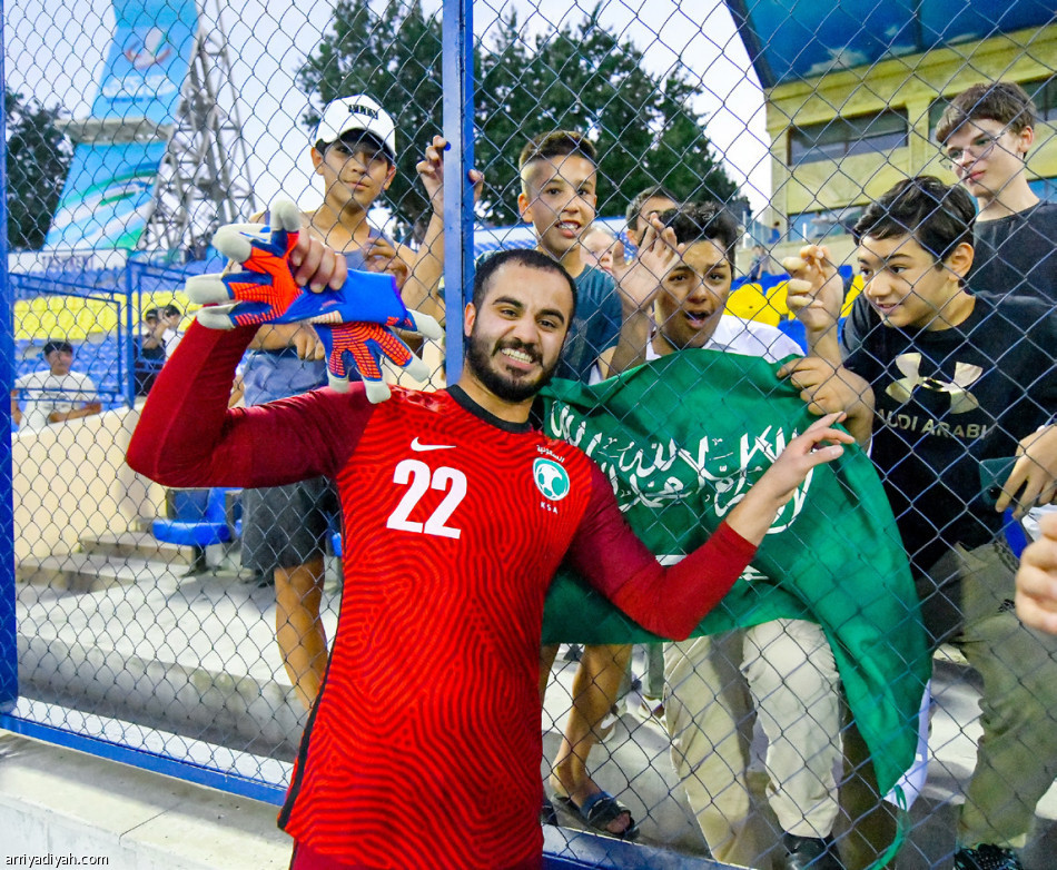 الأخضر وأوزبكستان
يكرران موقعة 2020