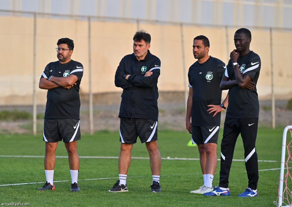 الأخضر الشاب يعود بـ«مران تكتيكي»