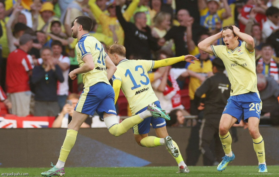 أنهى مغامرة ساوثهامبتون.. سيتي إلى النهائي الرابع تواليا