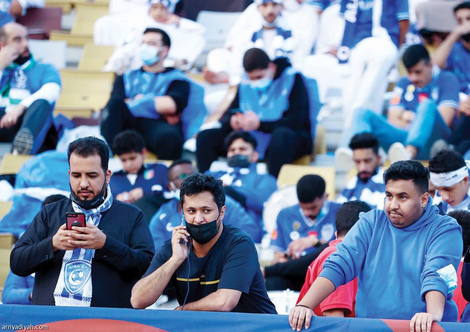 السعوديون بعد العالمية.. 
فائزان.. والتعثر أزرق