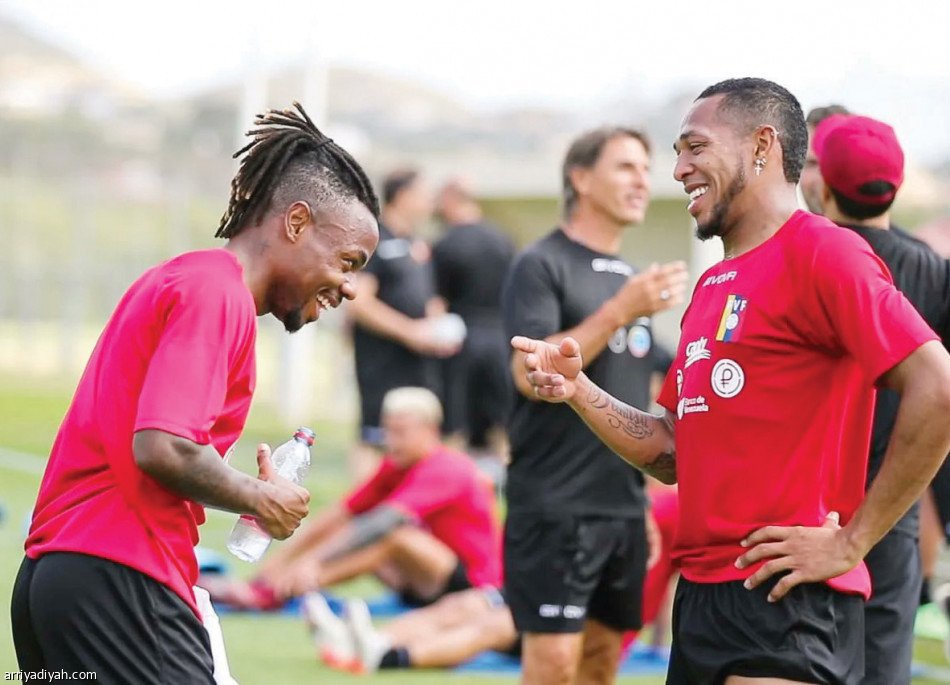 فنزويلا..
19 محترفا يقودهم الهداف