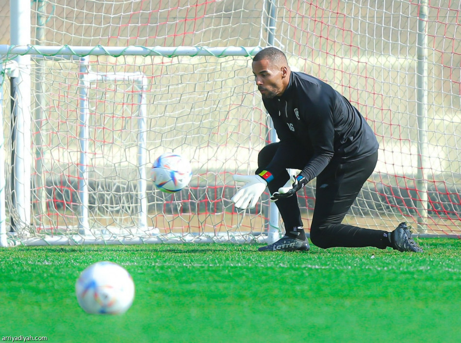 أبها يجهز تكتيك الهلال ويغادر إلى الرياض
