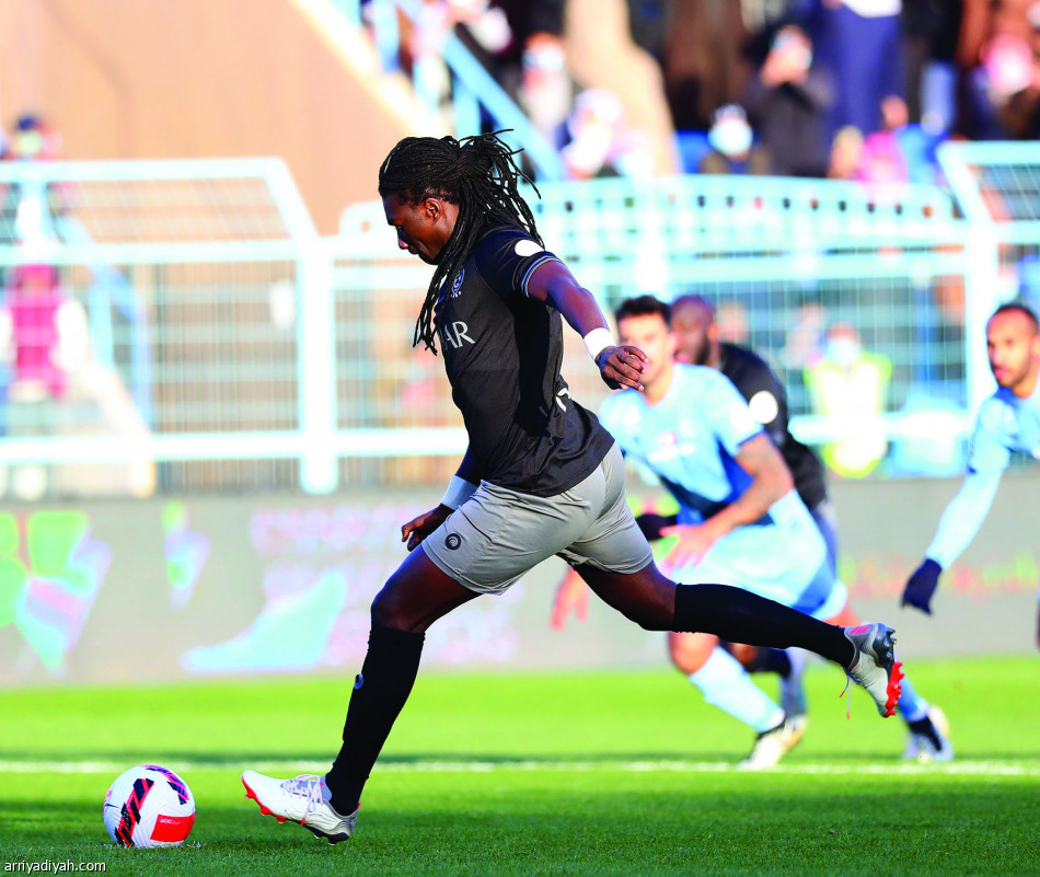 أمام الهلال.. الباطن يصمد 1077 يوما