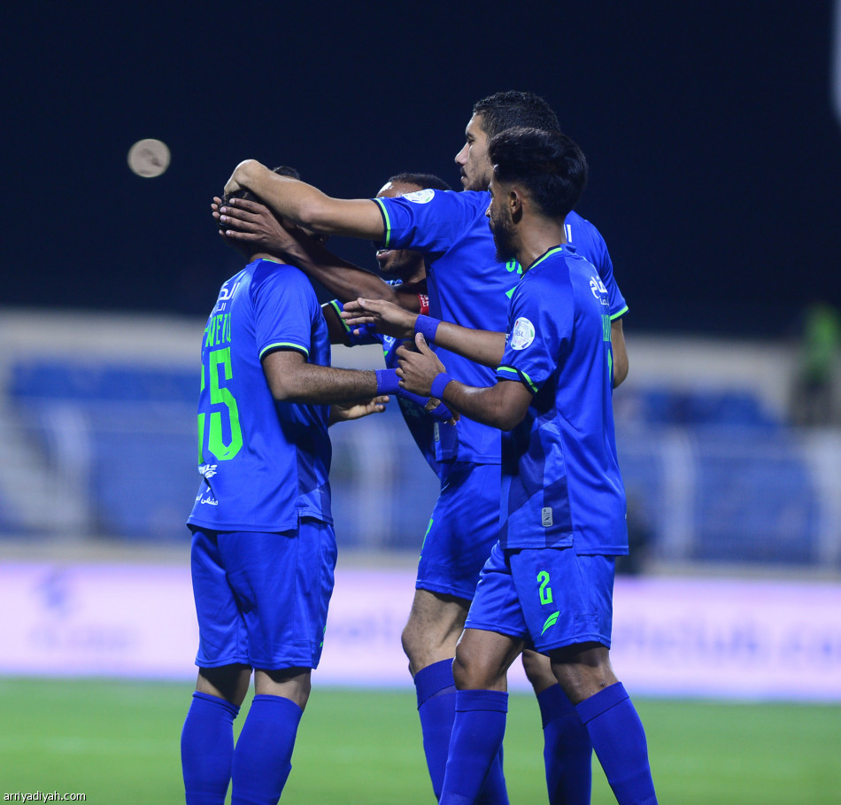 بثلاثية أبها.. الفتح يقفز 4 مراكز