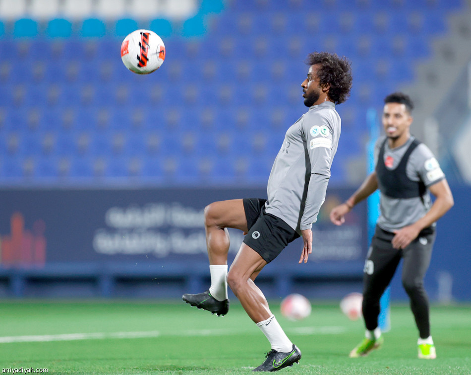 النهائي الأول..
10 اختبارات.. والناجح 3