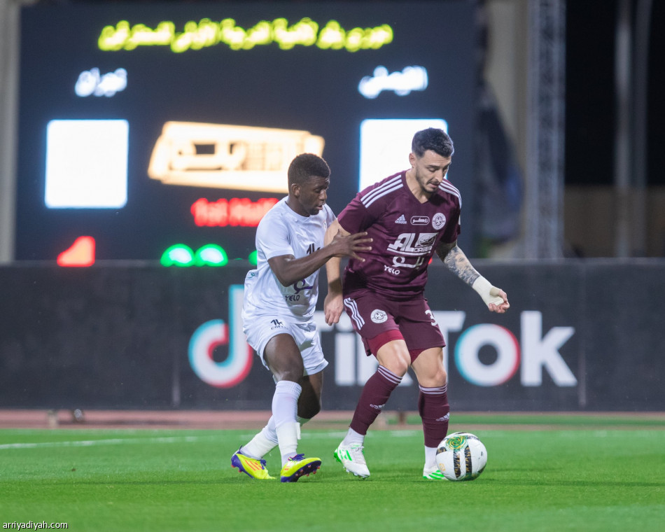 نجران يعطل الفيصلي.. ويهدي الأهلي الصعود إلى «روشن»