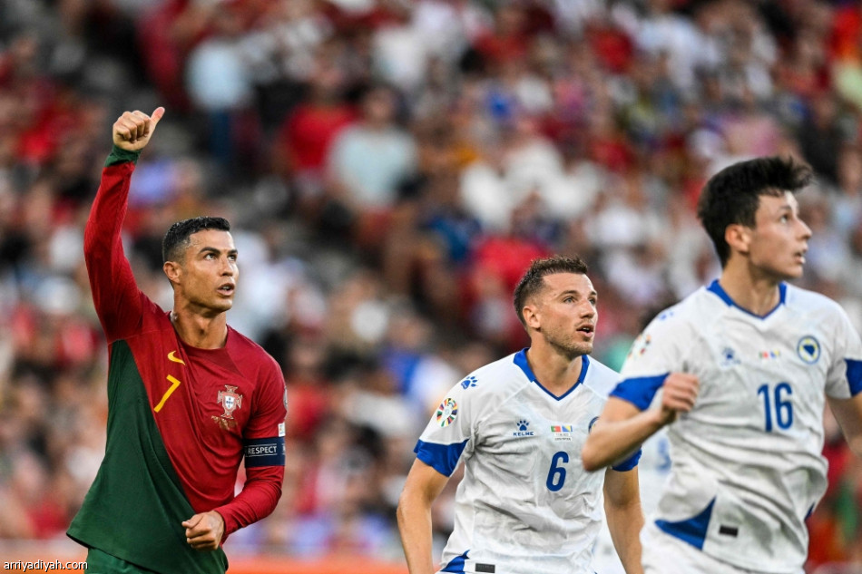 البرتغال تتصدر بثلاثية البوسنة
