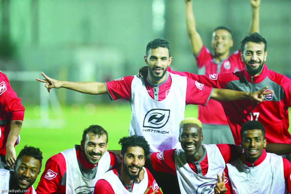 الرائد يستعد خلف الأبواب المغلقة