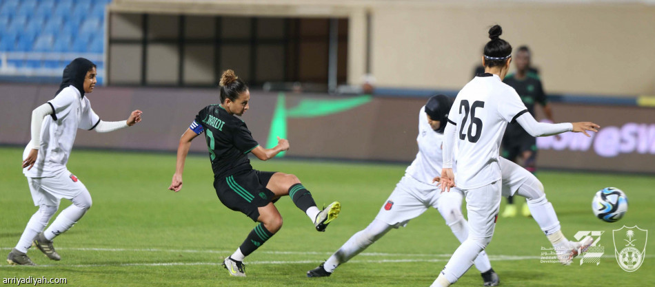 ممتاز السيدات.. النصر يحكم الصدارة بنقاط الاتحاد