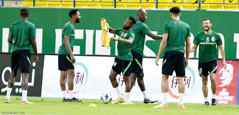 تشكيل الصقور.. 3 تعديلات