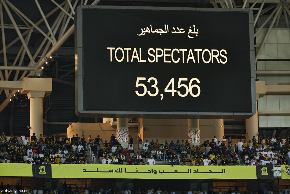 خلال 12 جولة.. الاتحاد يتصدر الحضور الجماهيري