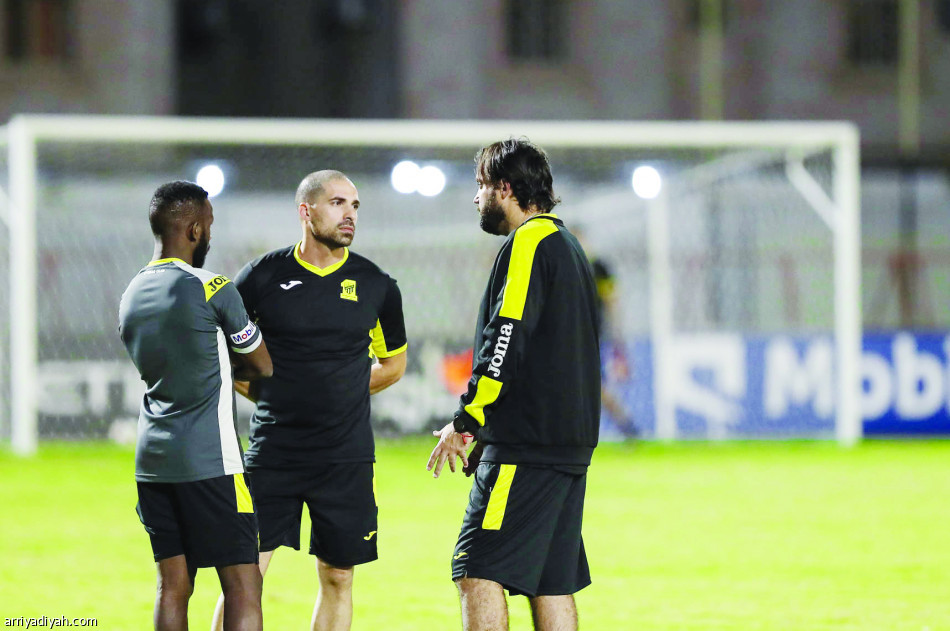 سييرا يحول الأنصاري إلى قلب الدفاع