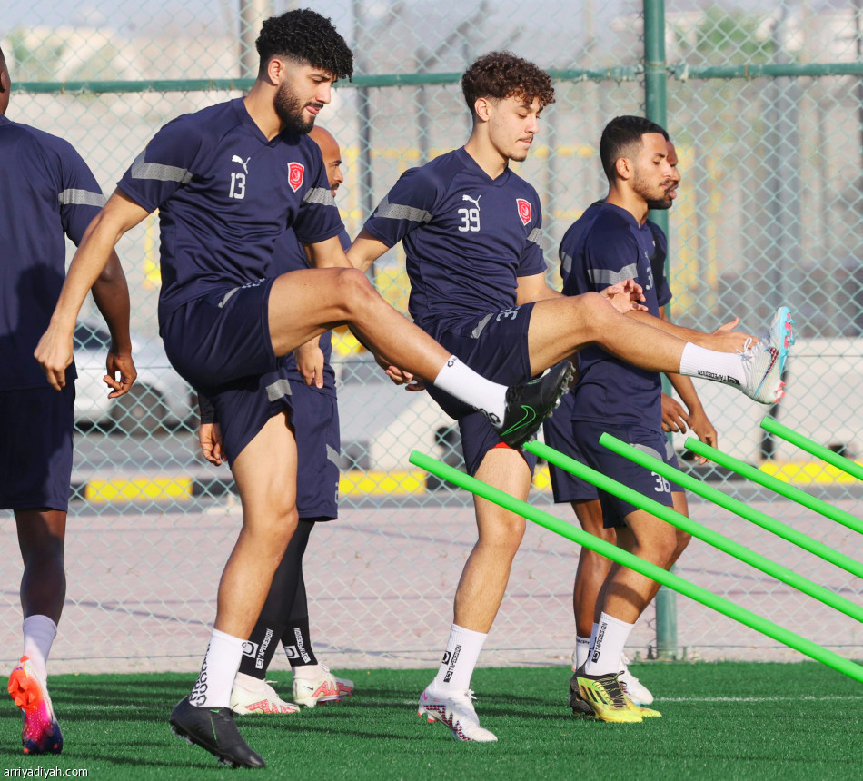 66%
الأزرق يجتاز نصف النهائي