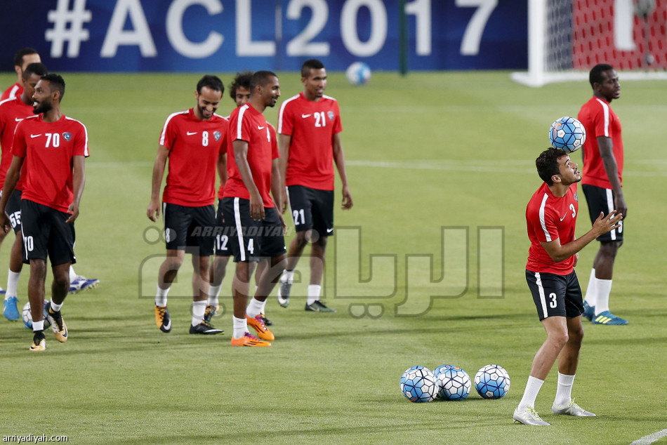 الهلال ينهي تحضيراته لموقعة الإيرانيين