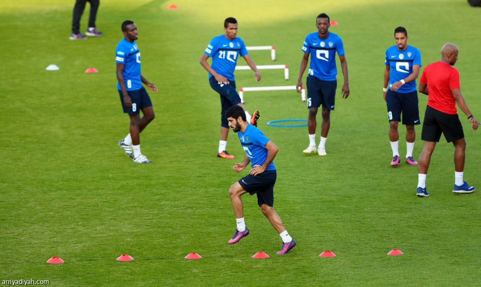 الهلال ينهي تحضيراته للخليج ويغادر للدمام