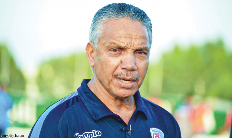 خبراء عرب:
المحترفون كلمة السر