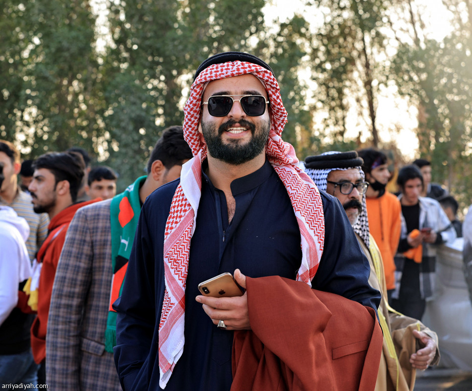 حفل تاريخي
وسلبية خامسة