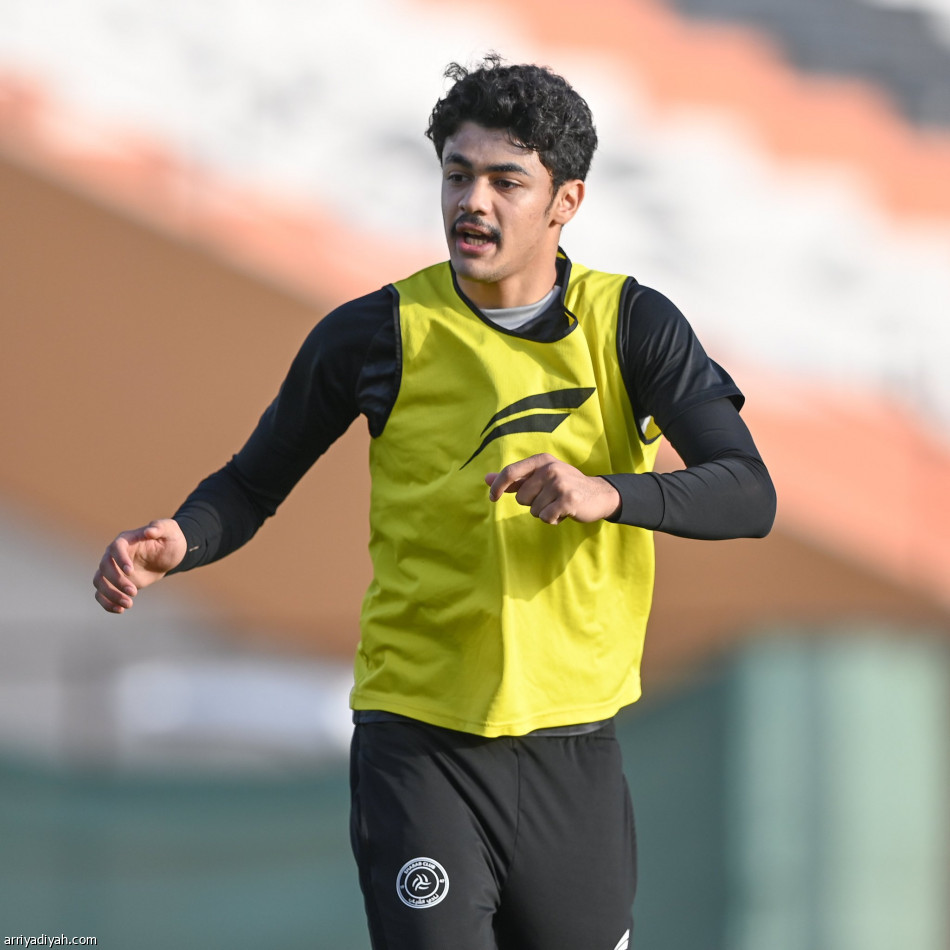 الشباب يعود.. وشيعان ينتظم في التدريبات