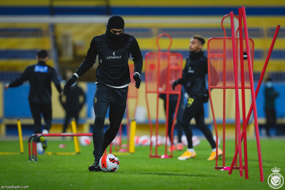 النصر.. لمسة واحدة ومناورة