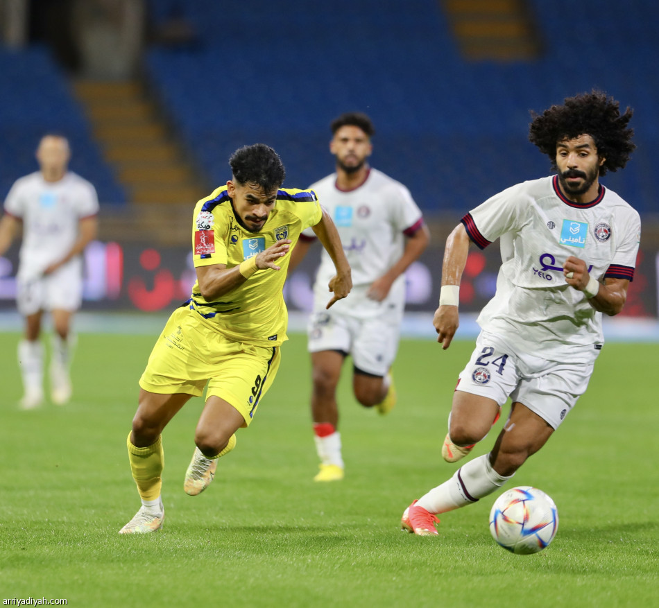 التعاون يستعرض برباعية العدالة