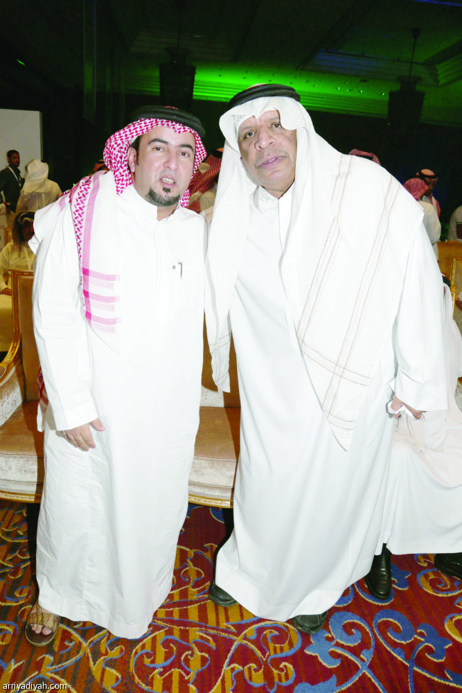 الأبيض والأخضر.. الخيار الأفضل لمشاركة التميز