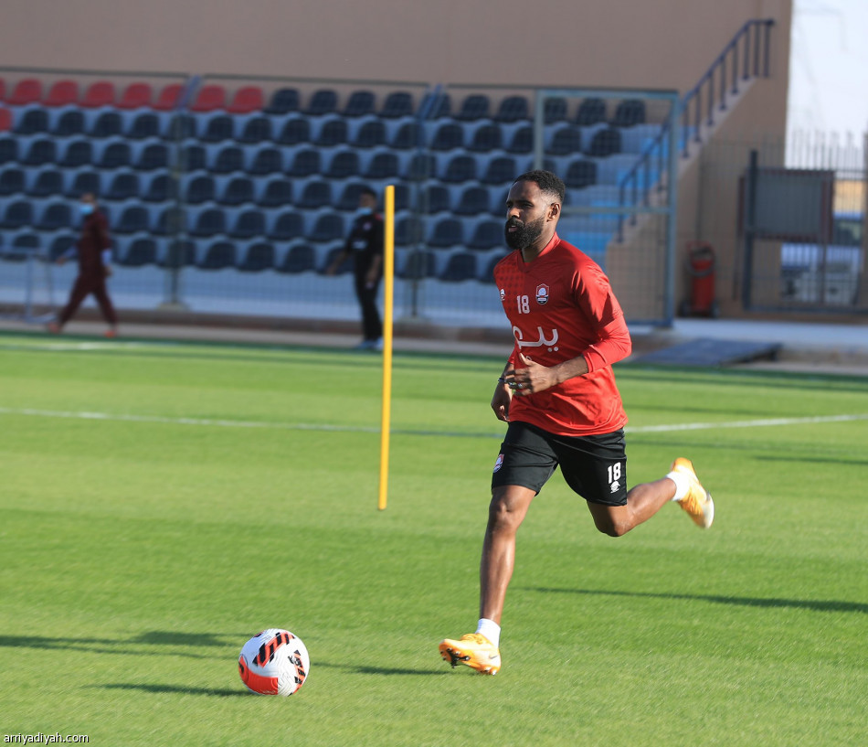 ماشين يرفض الراحة.. ويفتح ملف الاتحاد