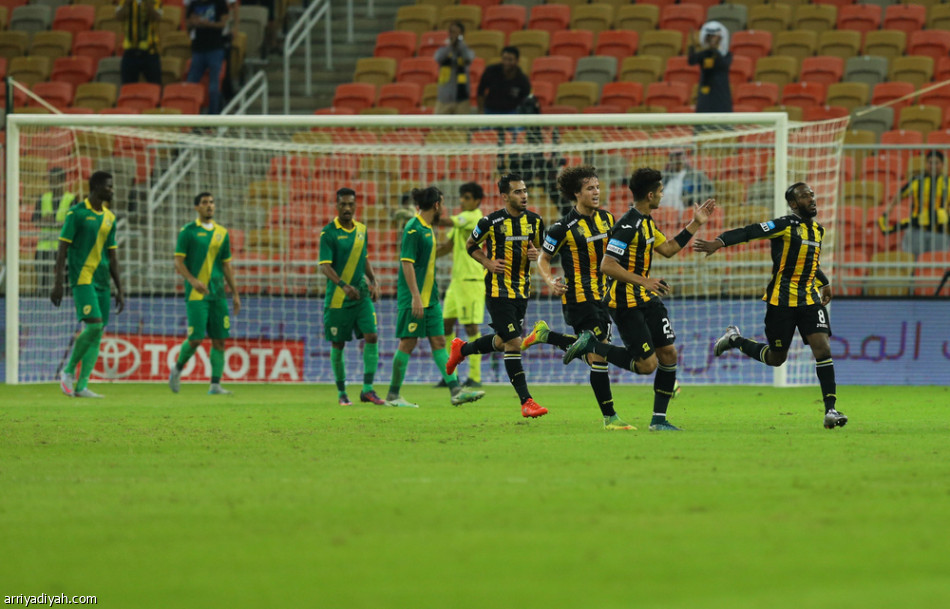 الخليج يفرمل انتصارات الاتحاد